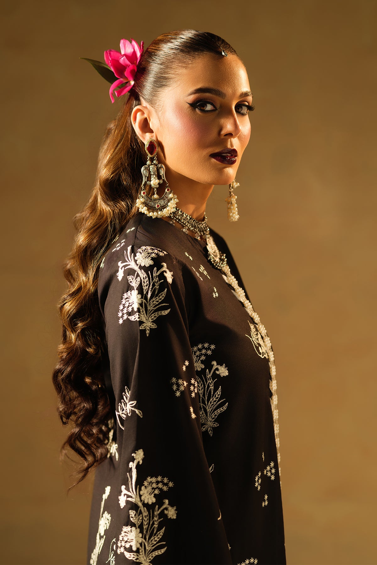 Black Embroidered Kurta Set